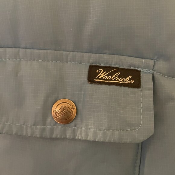 Woolrich nylon puffy vest with soft sherpa lining size Large, can be maternity - Picture 6 of 6